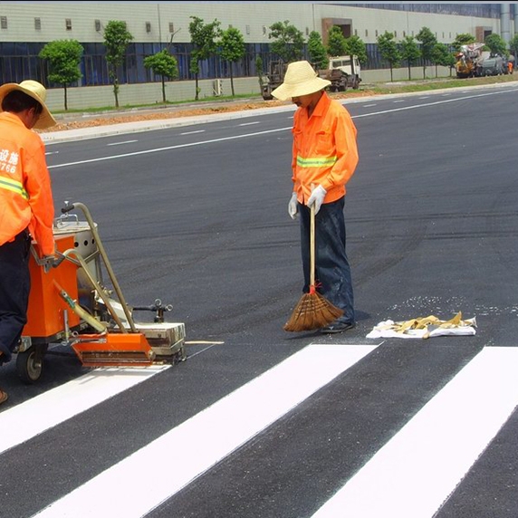 海北海北道路斑马线施工,斑马线划线,道路斑马线